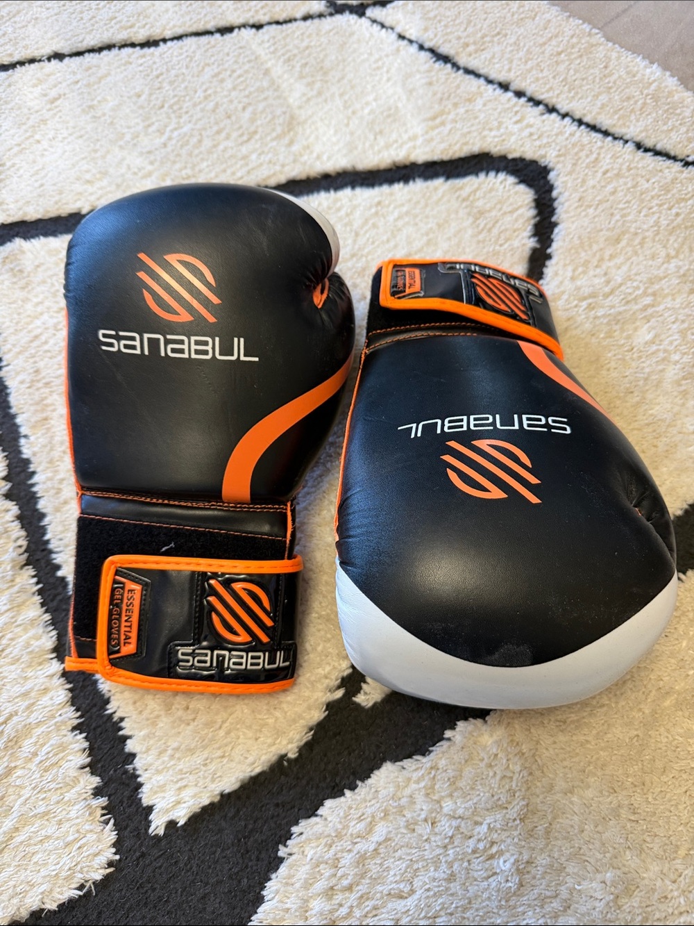 Boxing gloves